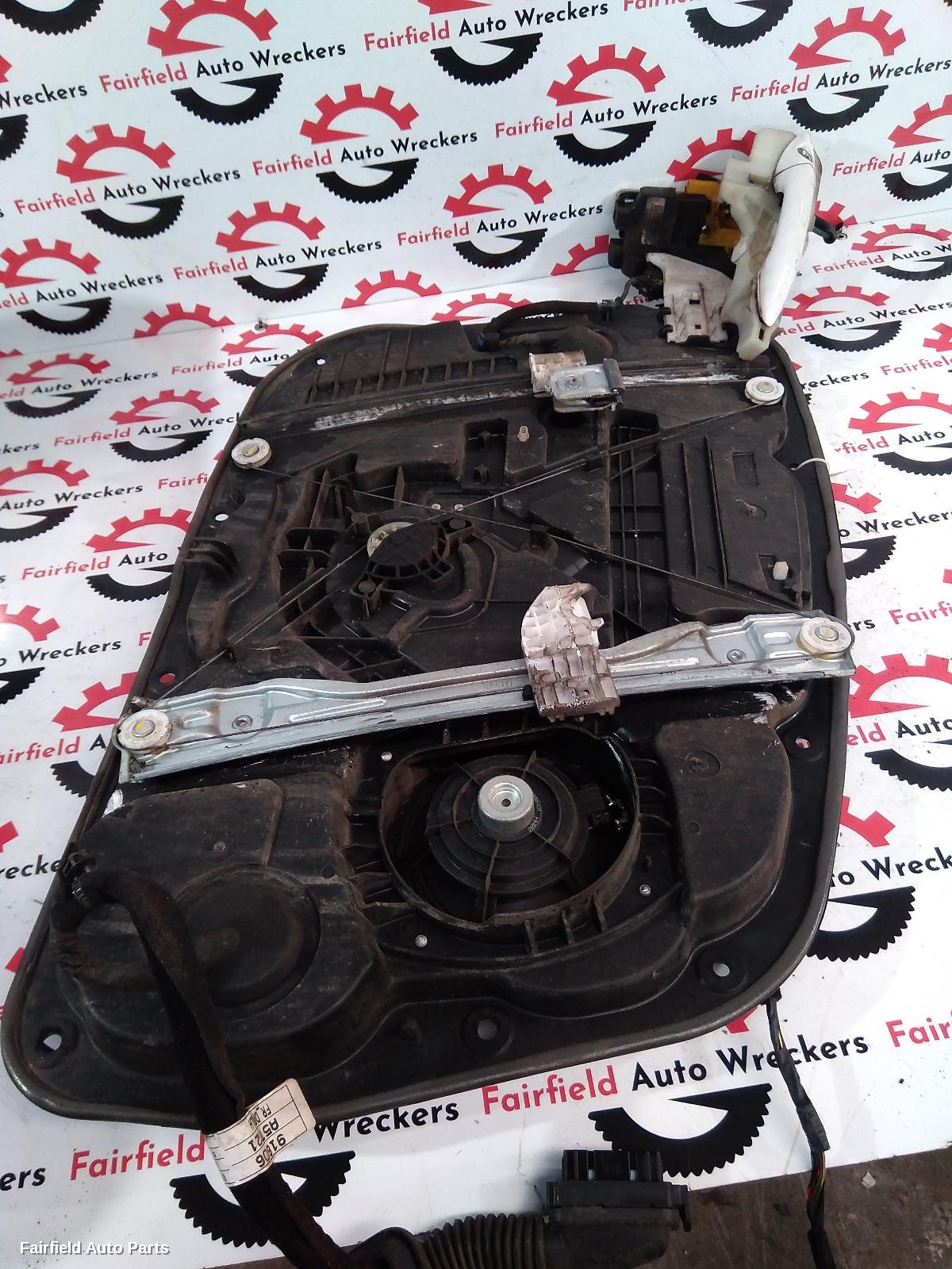 2012-2017 Hyundai I30 Right Front Window Reg Motor