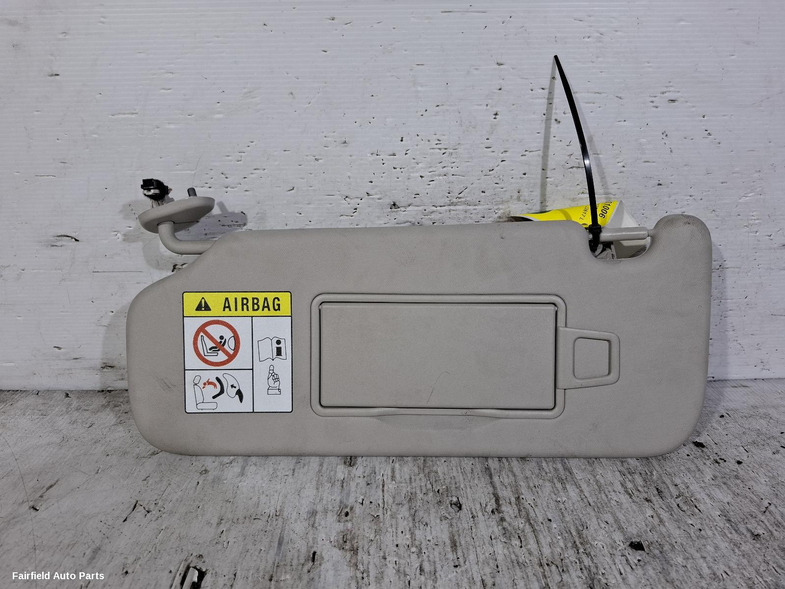 2022-2026 Great Wall Tank 300 Sunvisor