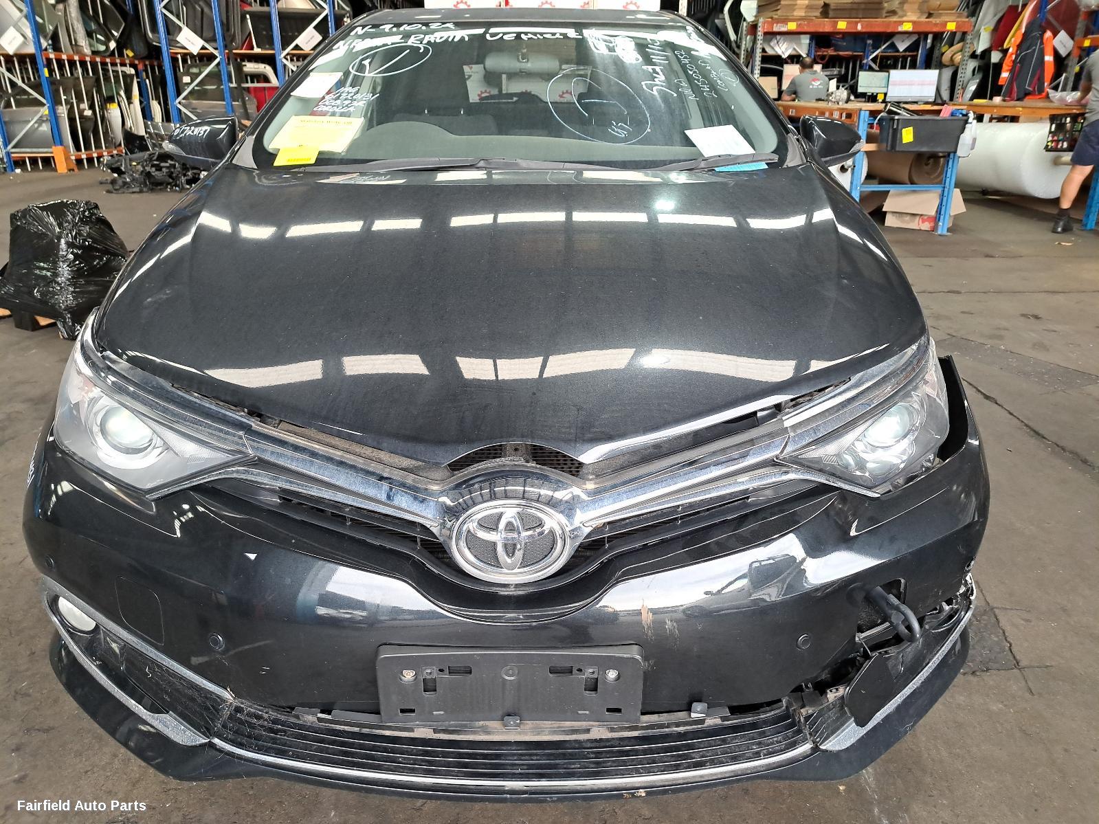 2015-2018 Toyota Corolla Grille