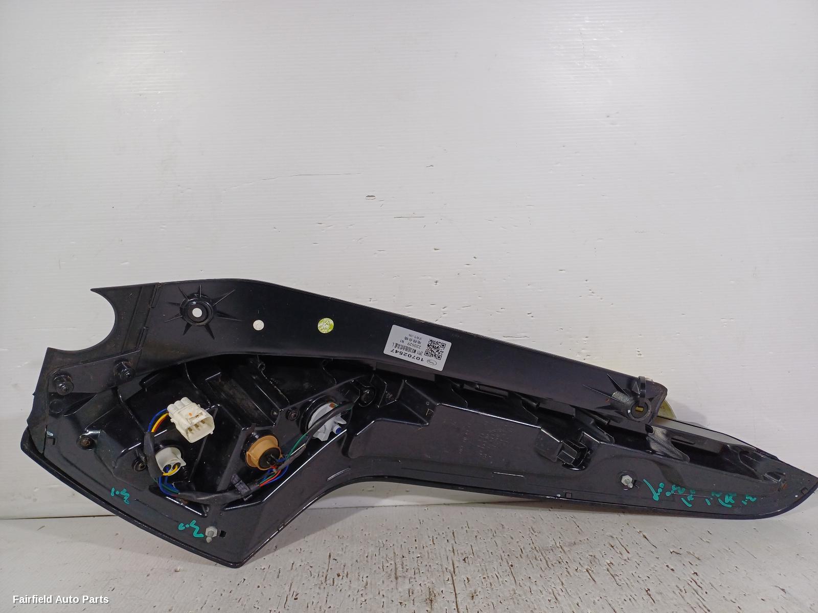 2018-2024 Mg Mg3 Left Taillight
