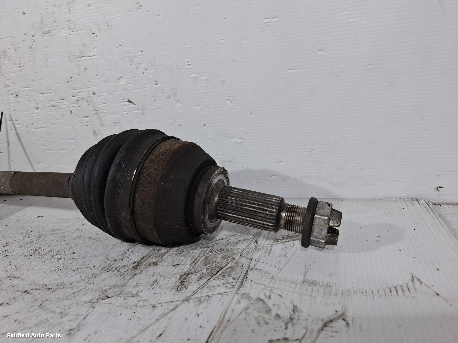 2015-2026 Renault Trafic Right Driveshaft