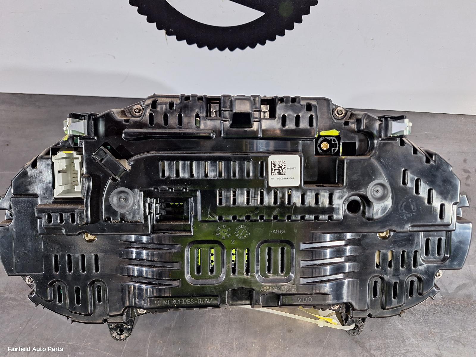 2014-2018 Mercedes C Class Instrument Cluster