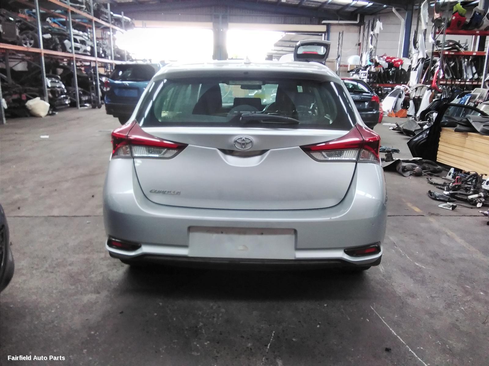 2015-2018 Toyota Corolla Radio Cd Dvd Sat Tv