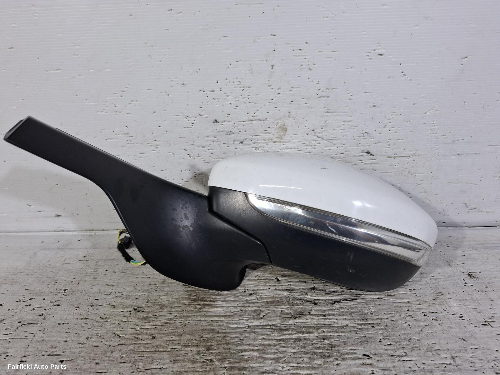 2017-2019 Citroen C3 Left Door Mirror