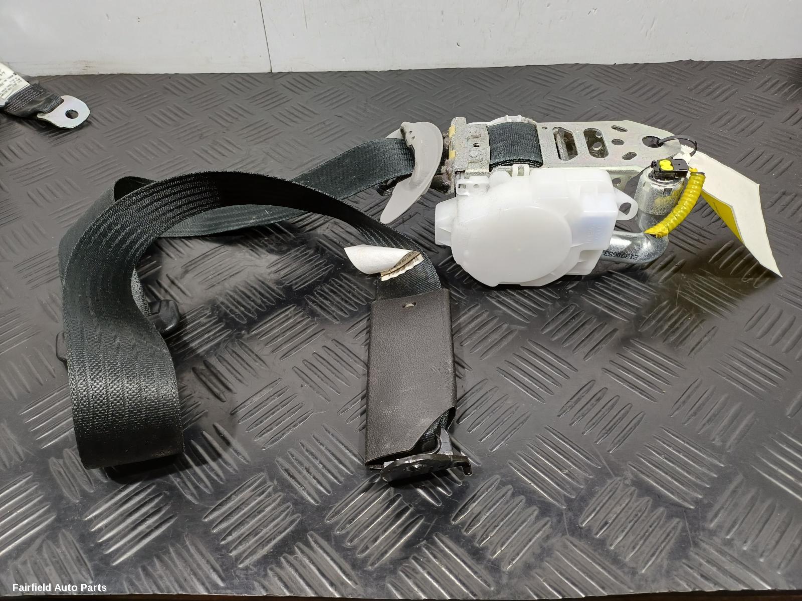 2010-2014 Toyota Kluger Seatbelt Stalk