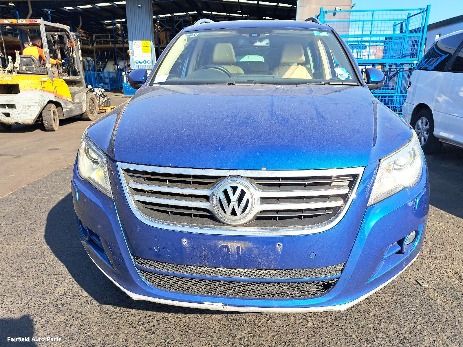 2008-2016 Volkswagen Tiguan Left Door Mirror