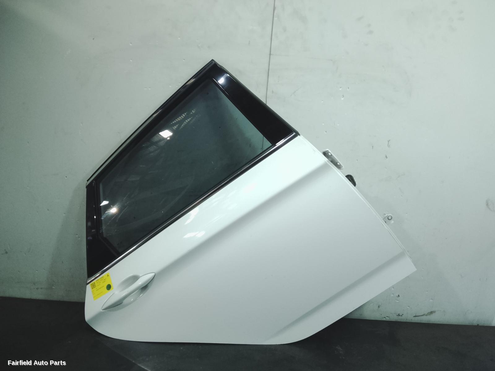 2011-2019 Hyundai I40 Right Rear Door Sliding