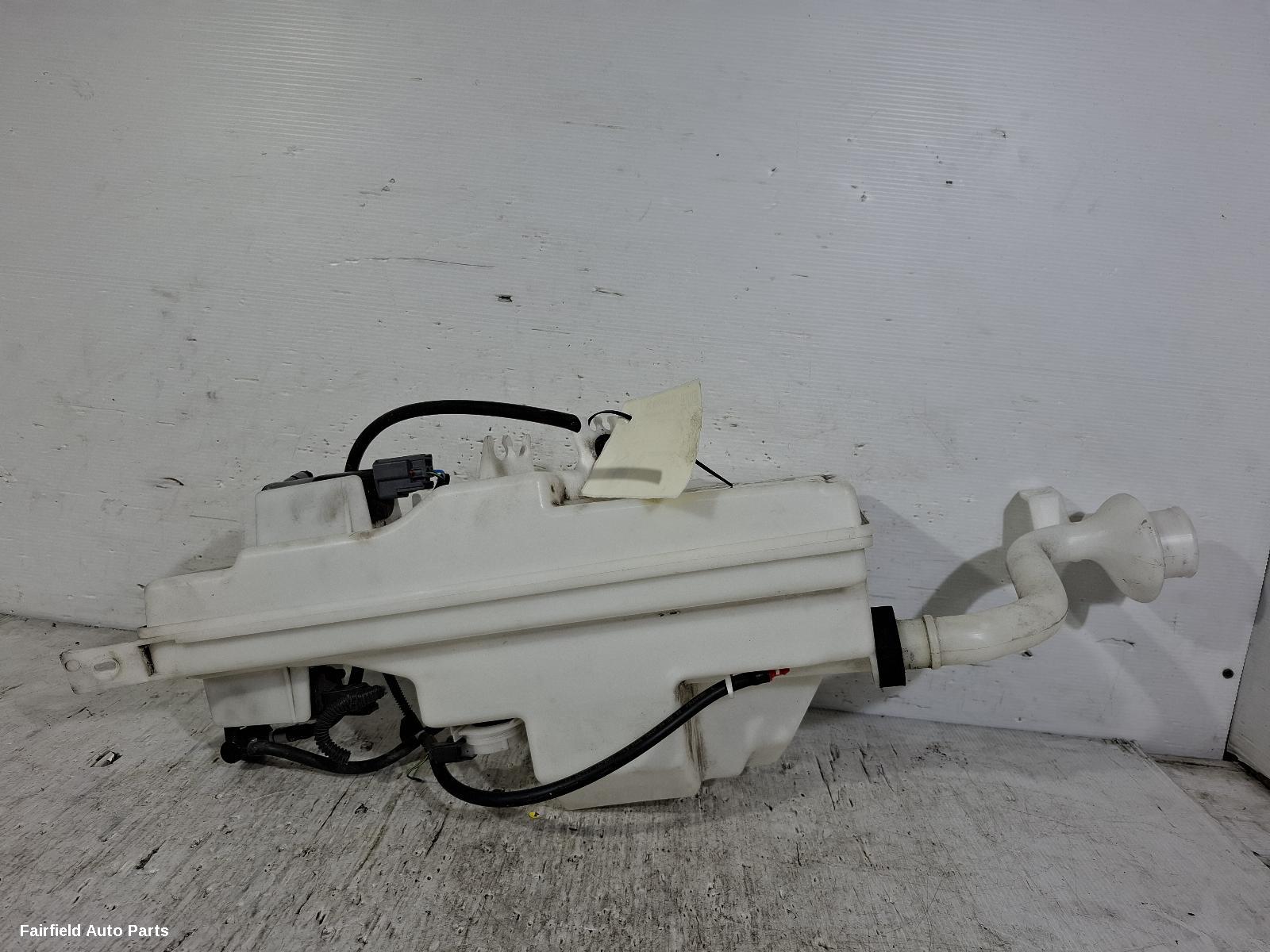 2015-2026 Volvo Xc90 Washer Bottle