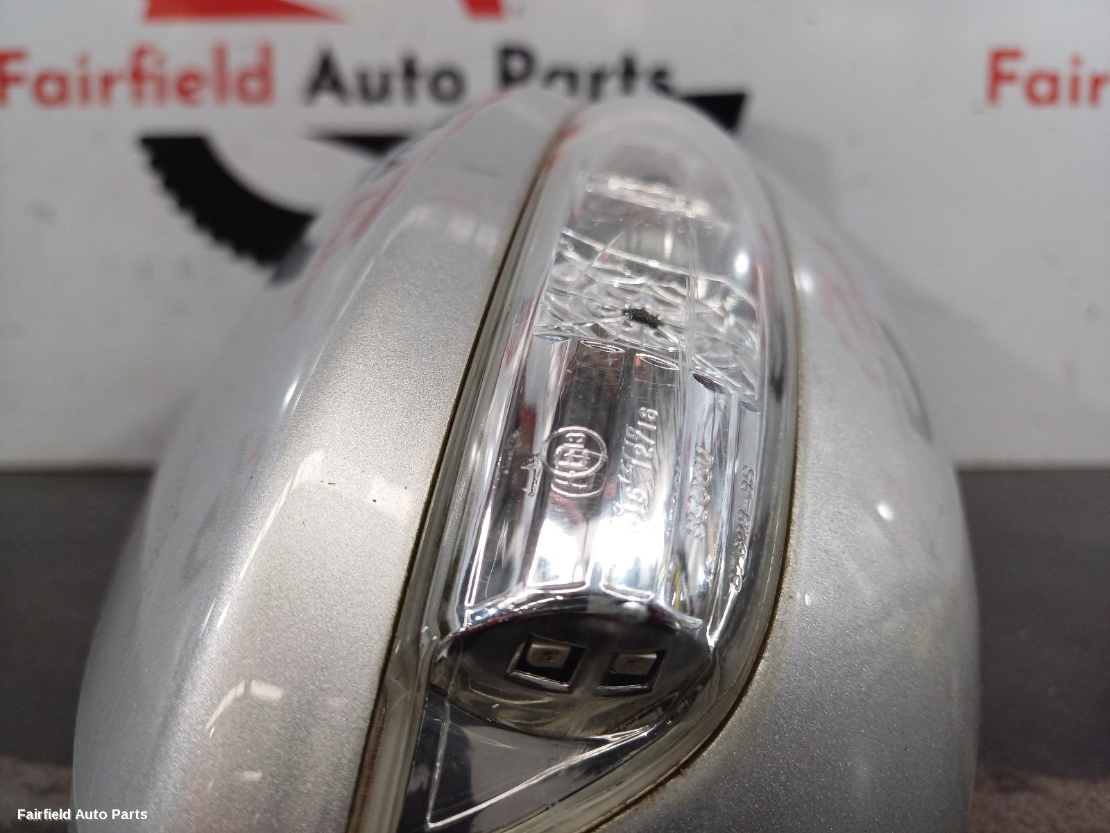 2010-2013 Hyundai I45 Right Door Mirror