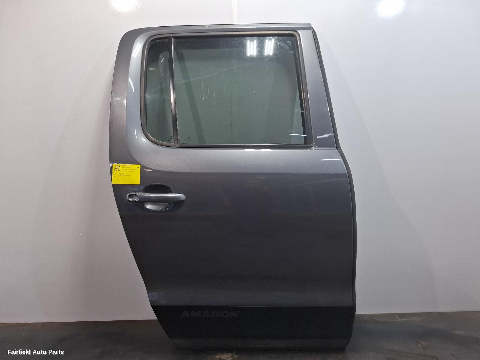 2010-2022 Volkswagen Amarok Right Rear Door Sliding