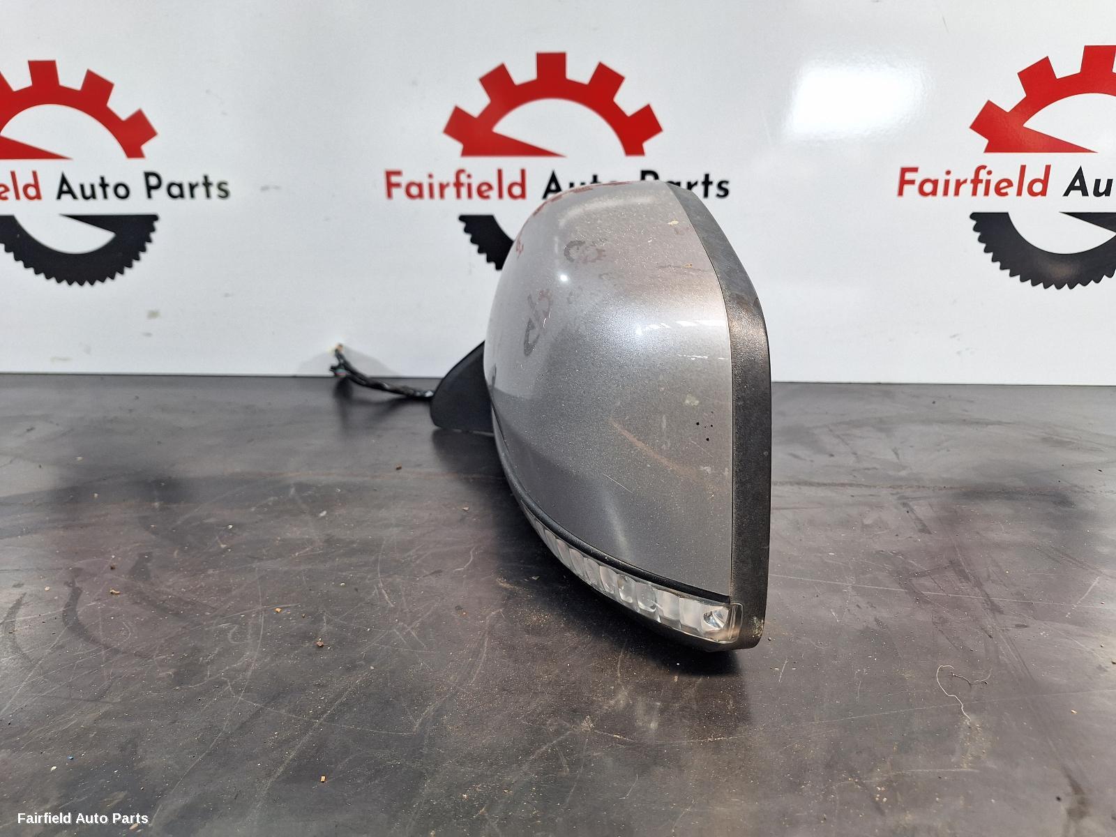 2013-2016 Jeep Grandcherokee Left Door Mirror