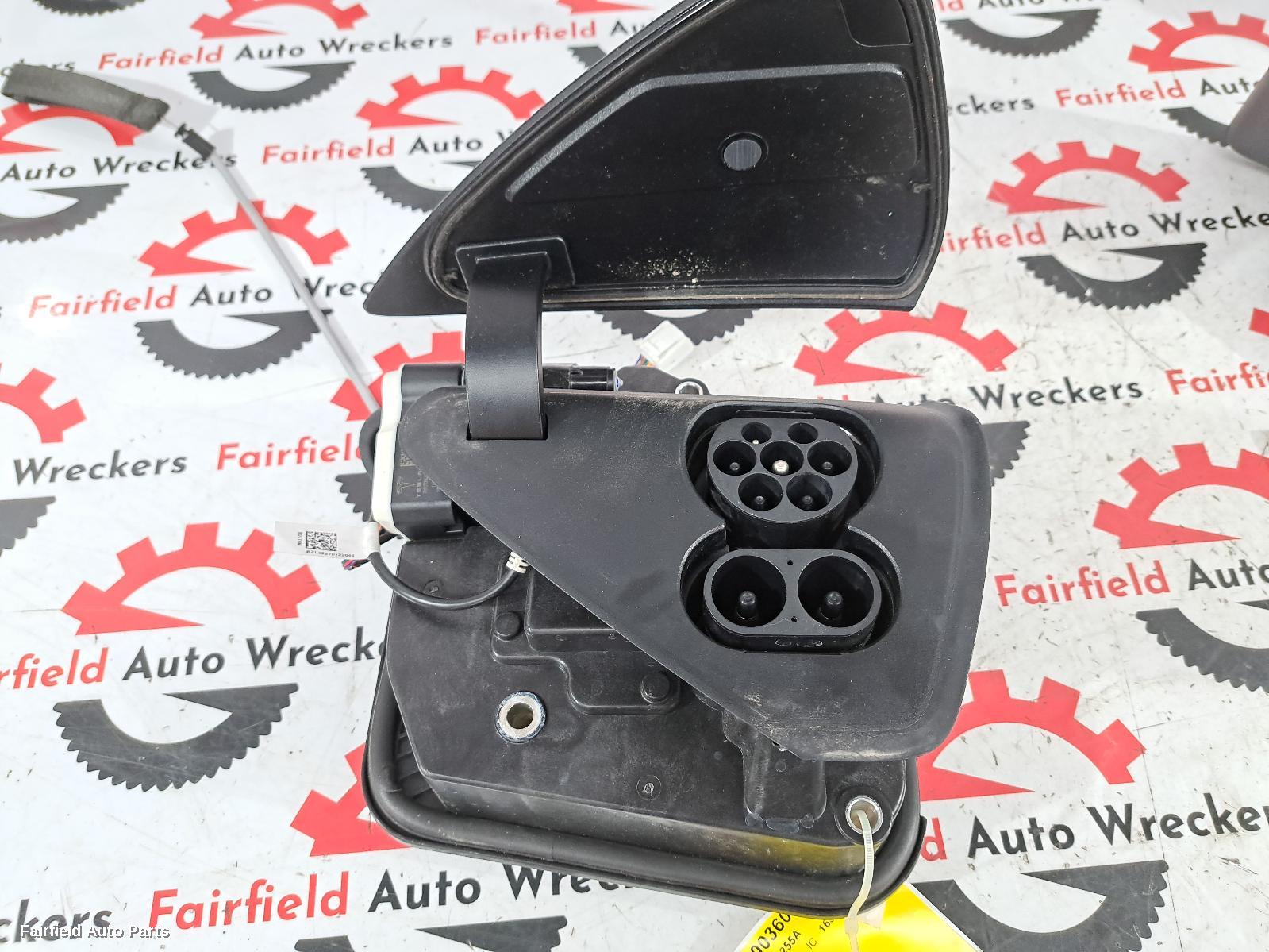 2019-2026 Tesla Model 3 Fuel Door   Filler