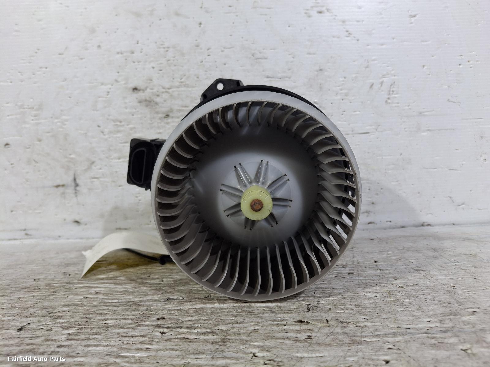 2004-2011 Suzuki Swift Heater Fan Motor