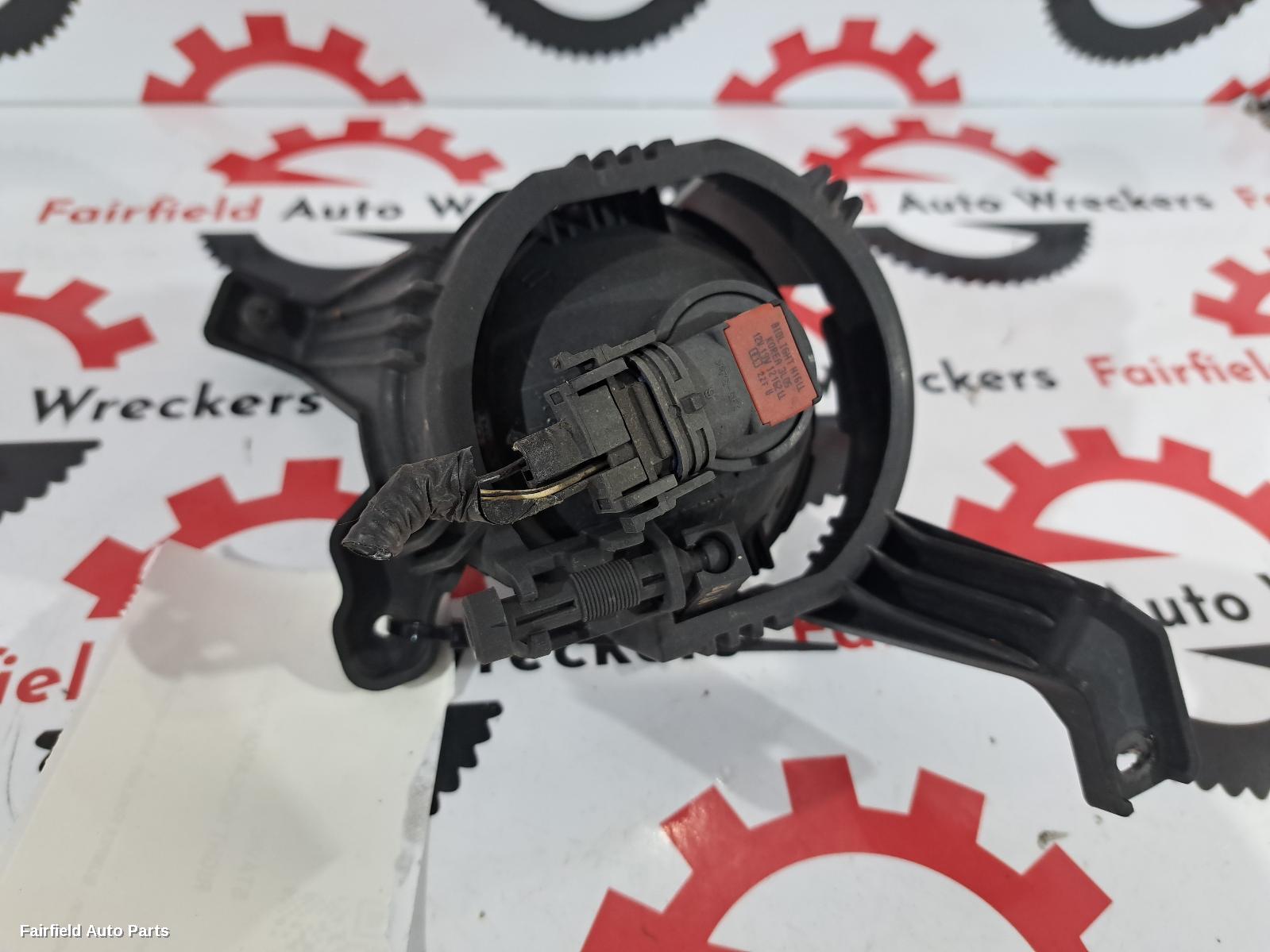 2013-2016 Ssangyong Stavic Right Indicator Fog Side