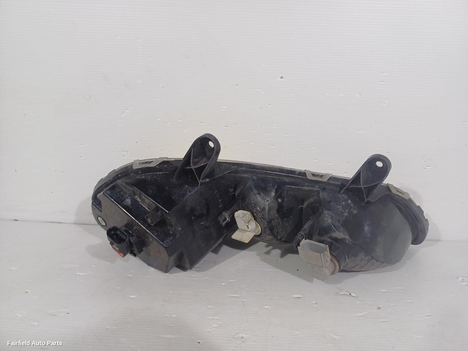 2012-2016 Ford Kuga Left Indicator Fog Side