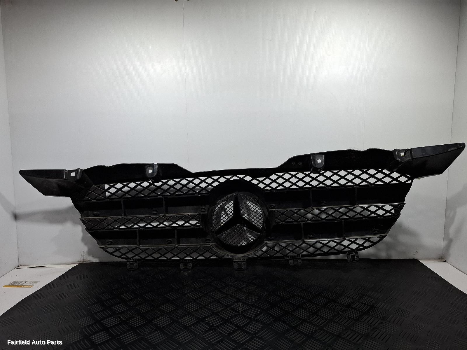 2013-2018 Mercedes Sprinter Grille