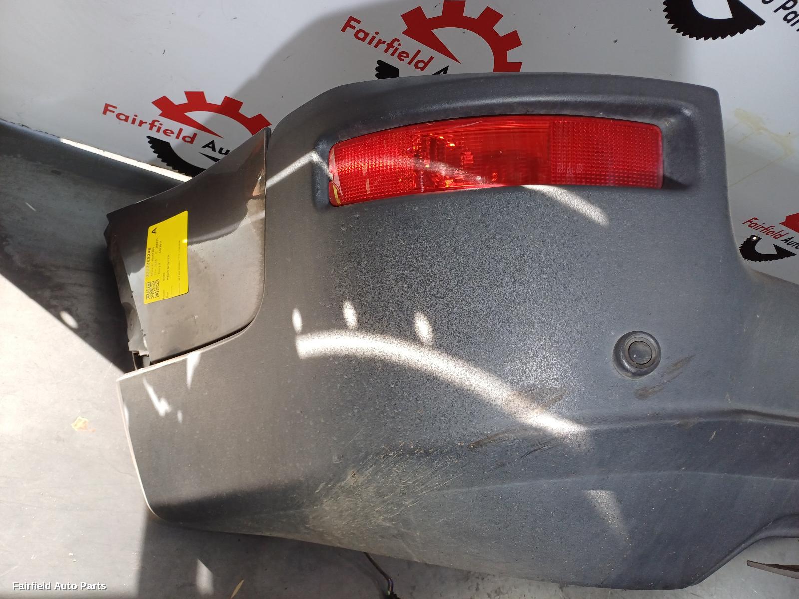 2003-2006 Volvo Xc90 Rear Bumper