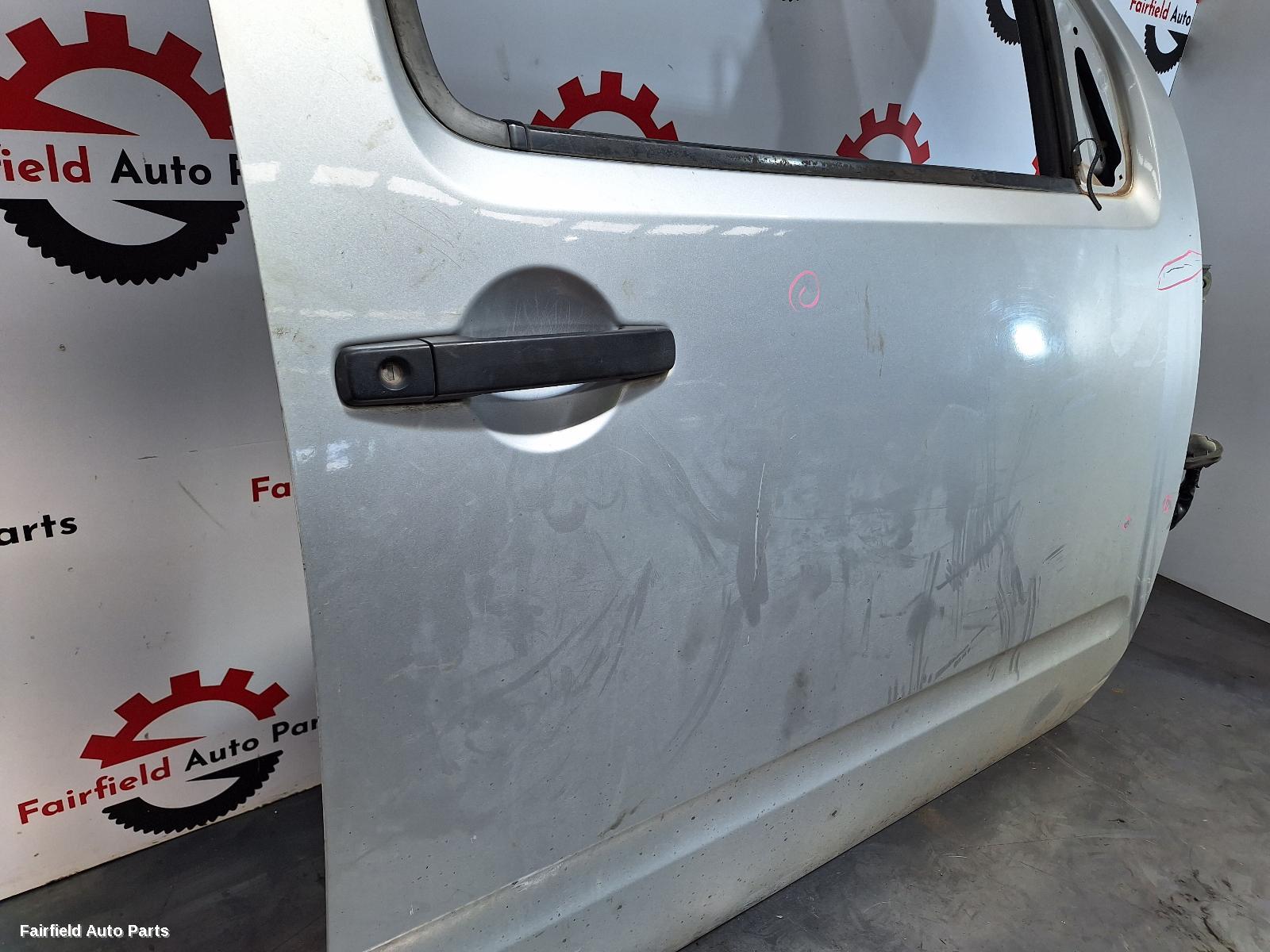 2008-2015 Nissan Navara Right Front Door