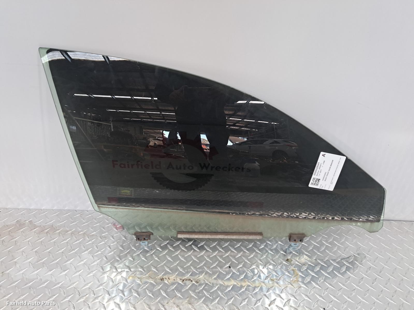 2005-2013 Lexus Is250/is250c Right Front Door Window