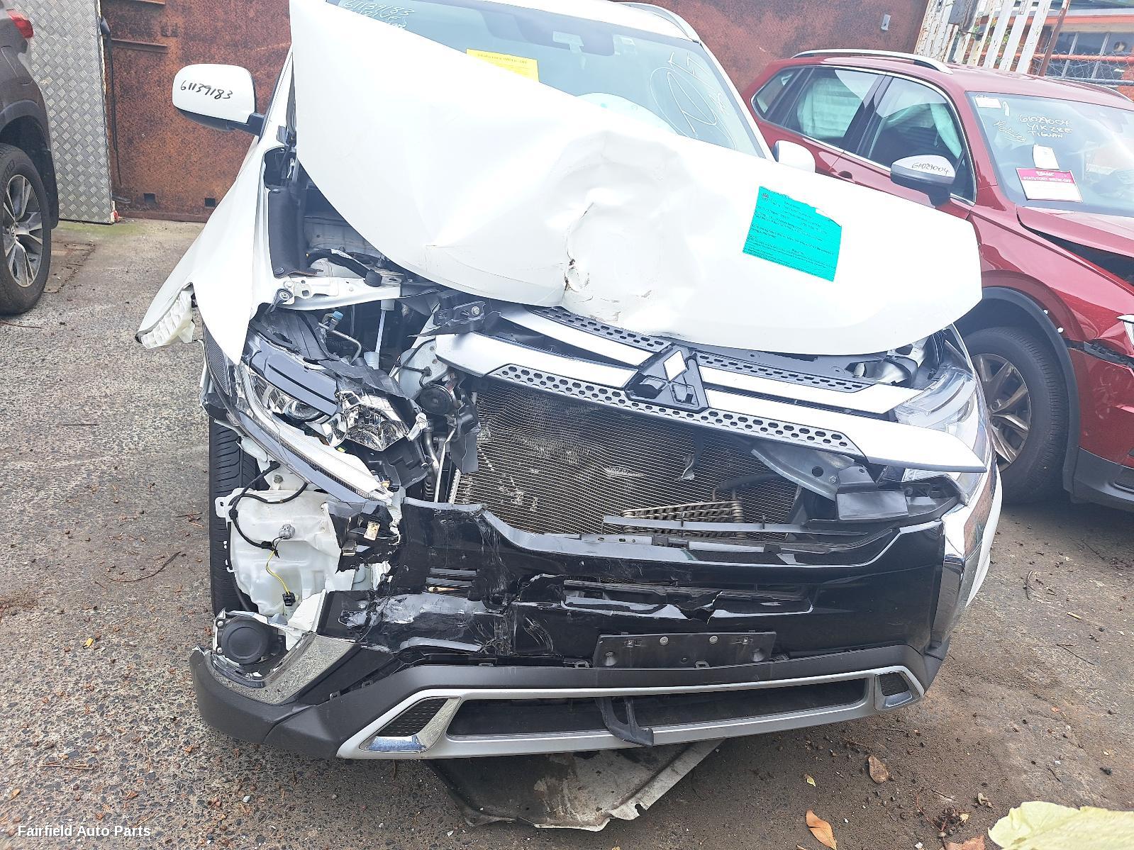 2015-2021 Mitsubishi Outlander Courtesy Light