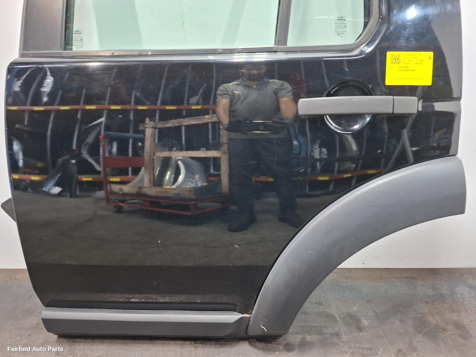 2005-2009 Land Rover Discovery Left Rear Door Sliding