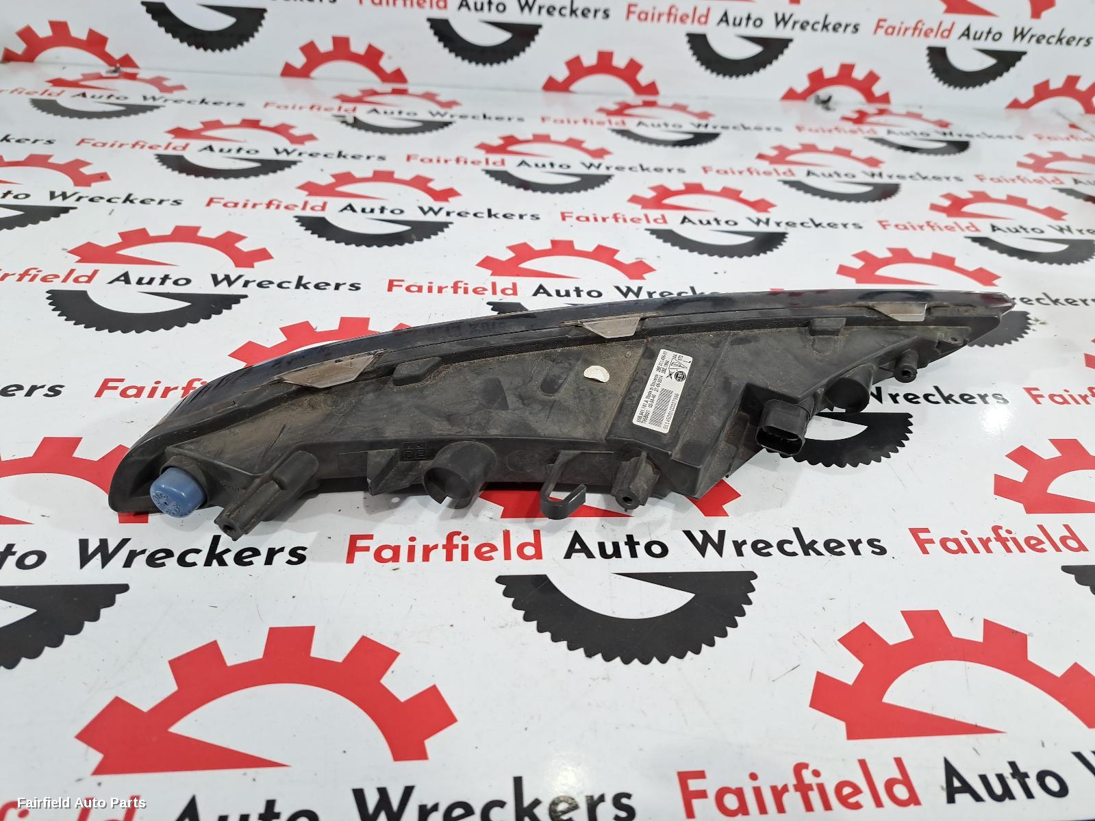 2014-2018 Porsche Macan Left Indicator Fog Side