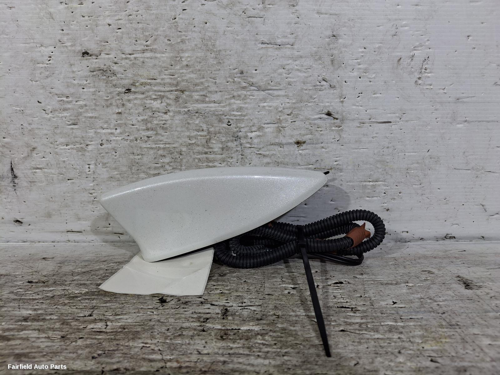 2016-2021 Honda Civic Antenna