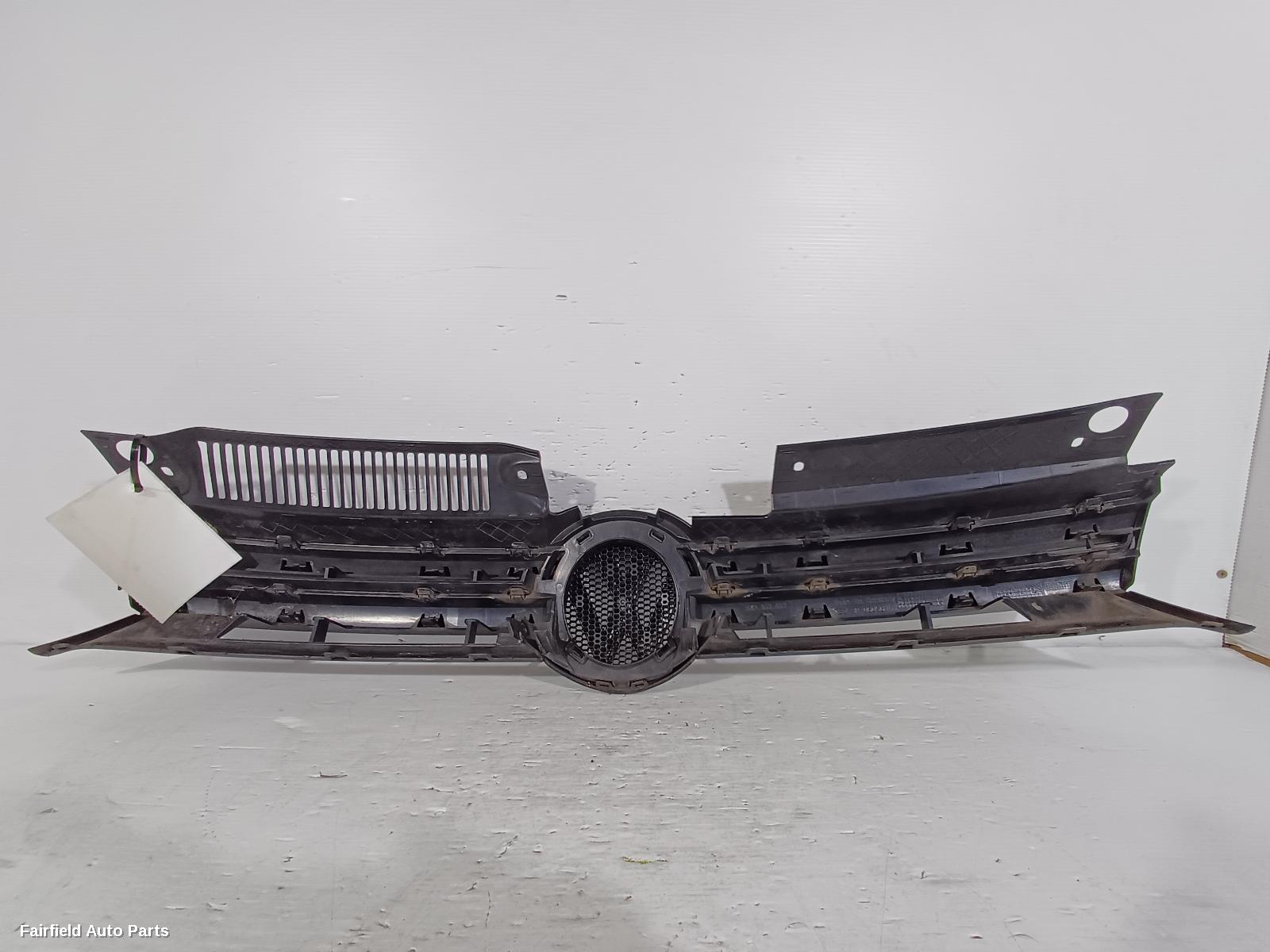 2009-2013 Volkswagen Golf Grille