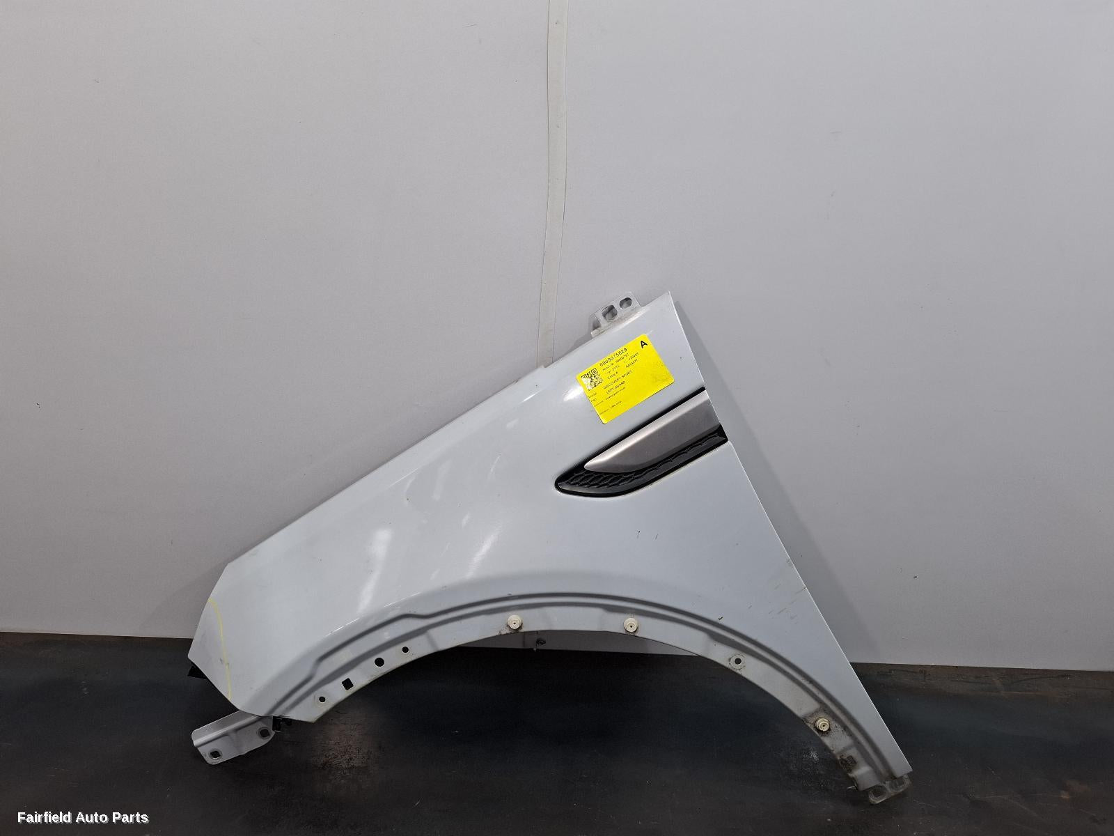2015-2026 Land Rover Discovery Sport Left Guard