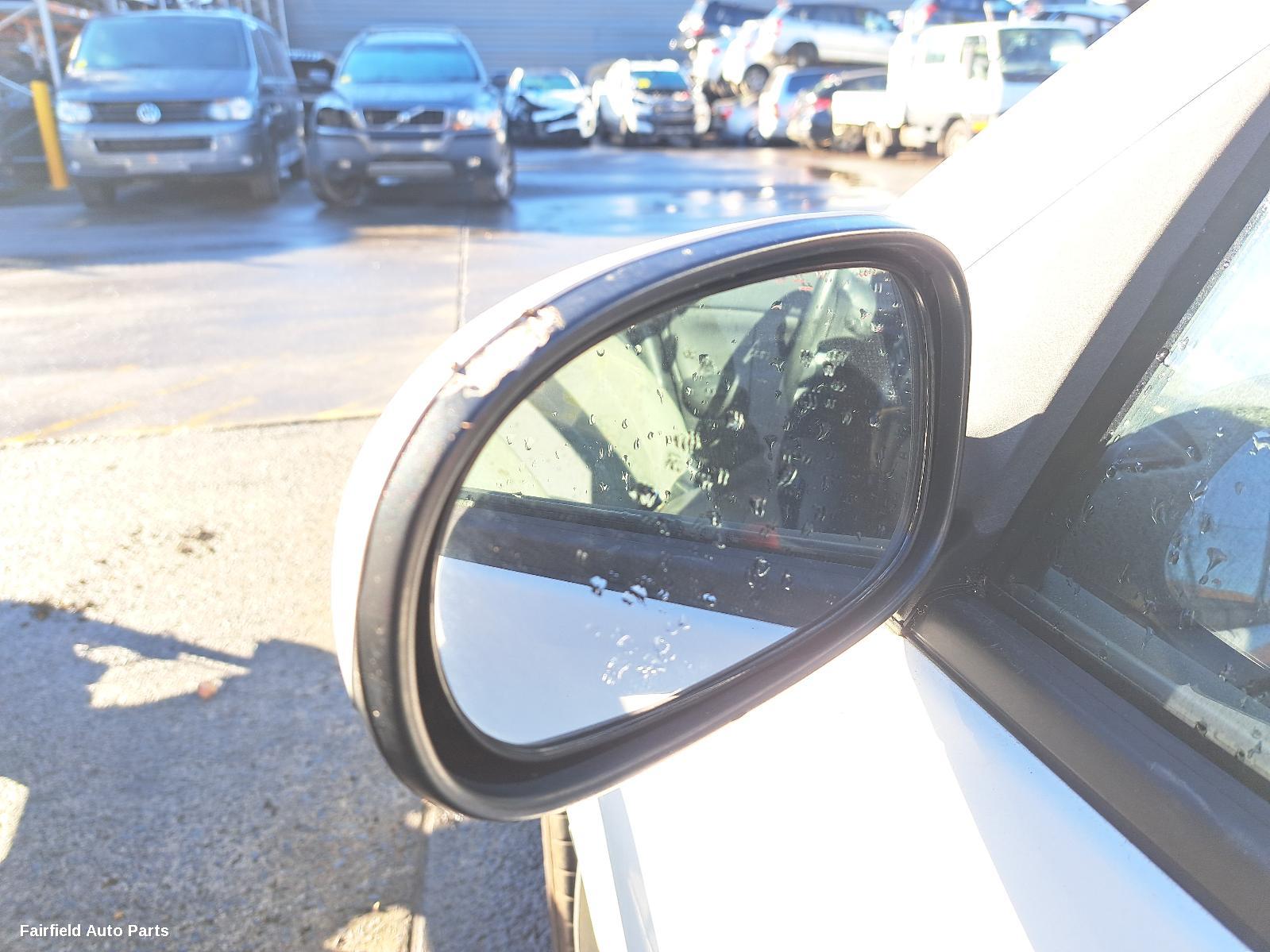 2003-2005 Nissan Pulsar Right Door Mirror