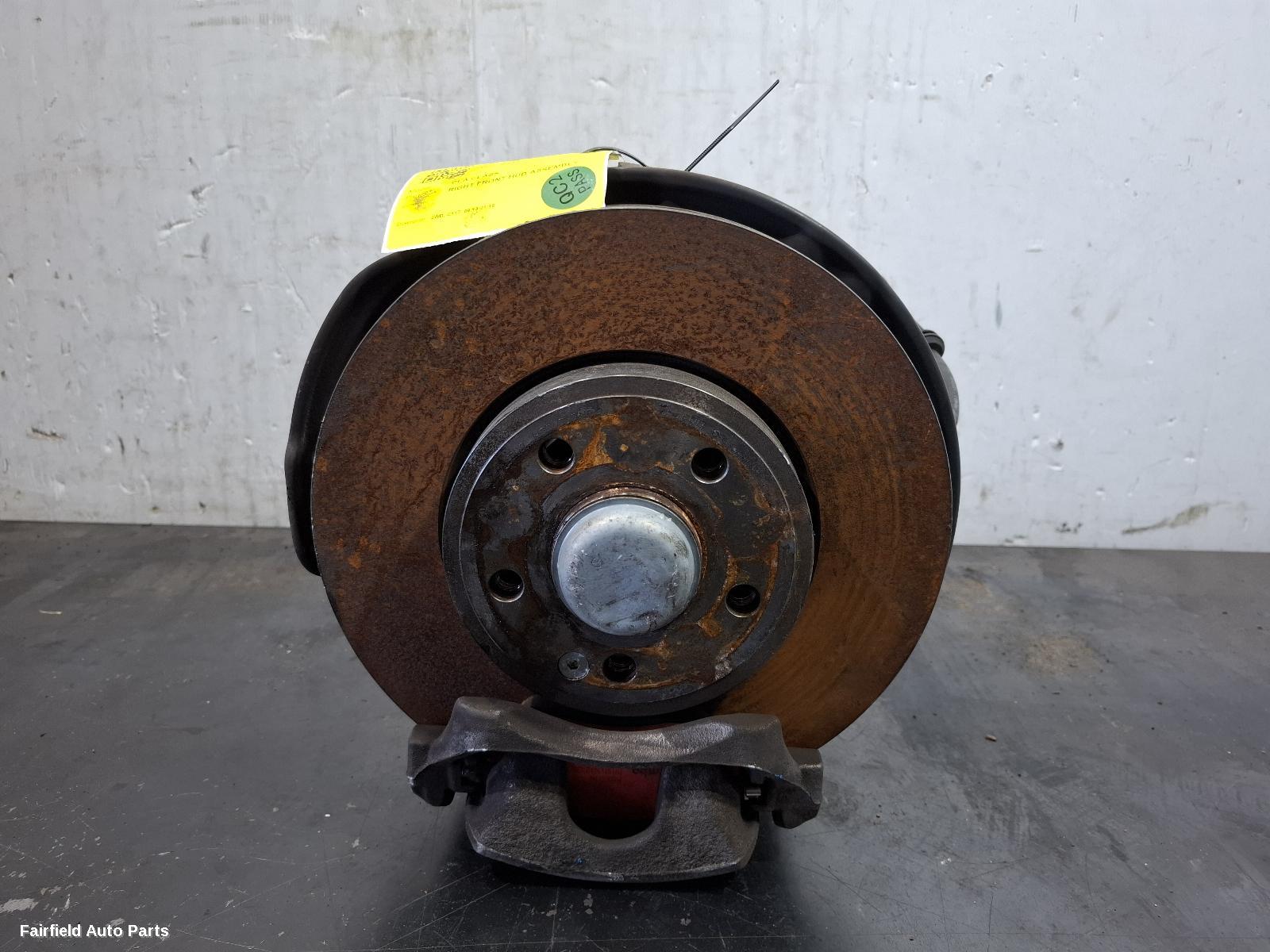 2013-2019 Mercedes Cla Class Right Front Hub Assembly