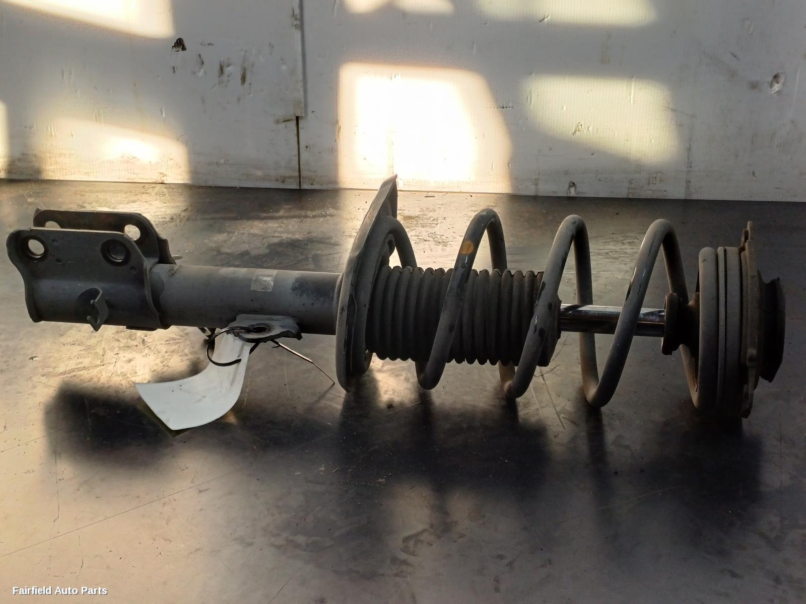 2010-2019 Nissan Juke Left Front Strut