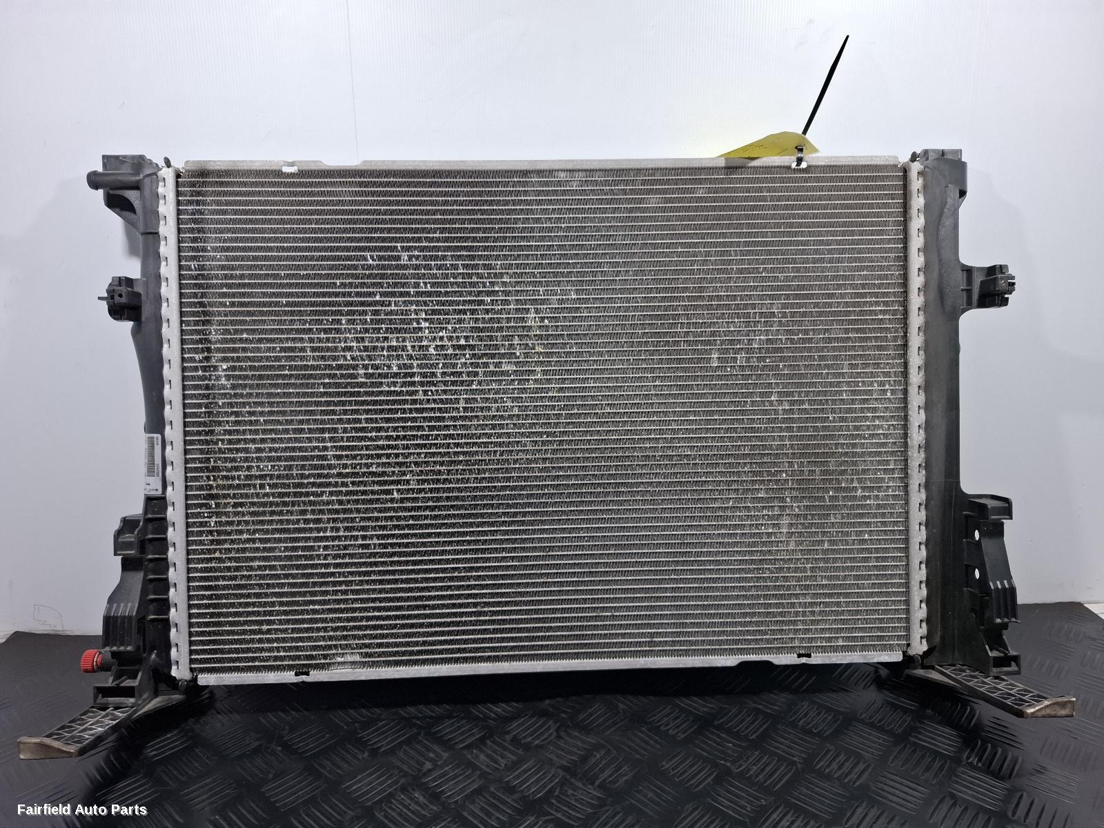 2013-2019 Mercedes Cla Class Radiator