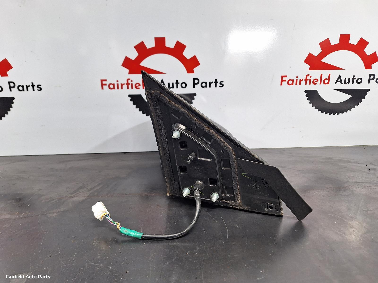 2012-2017 Nissan Pulsar Left Door Mirror