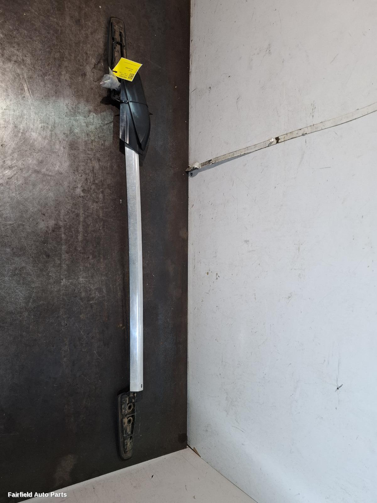 2007-2014 Toyota Kluger Roof Rack Bars