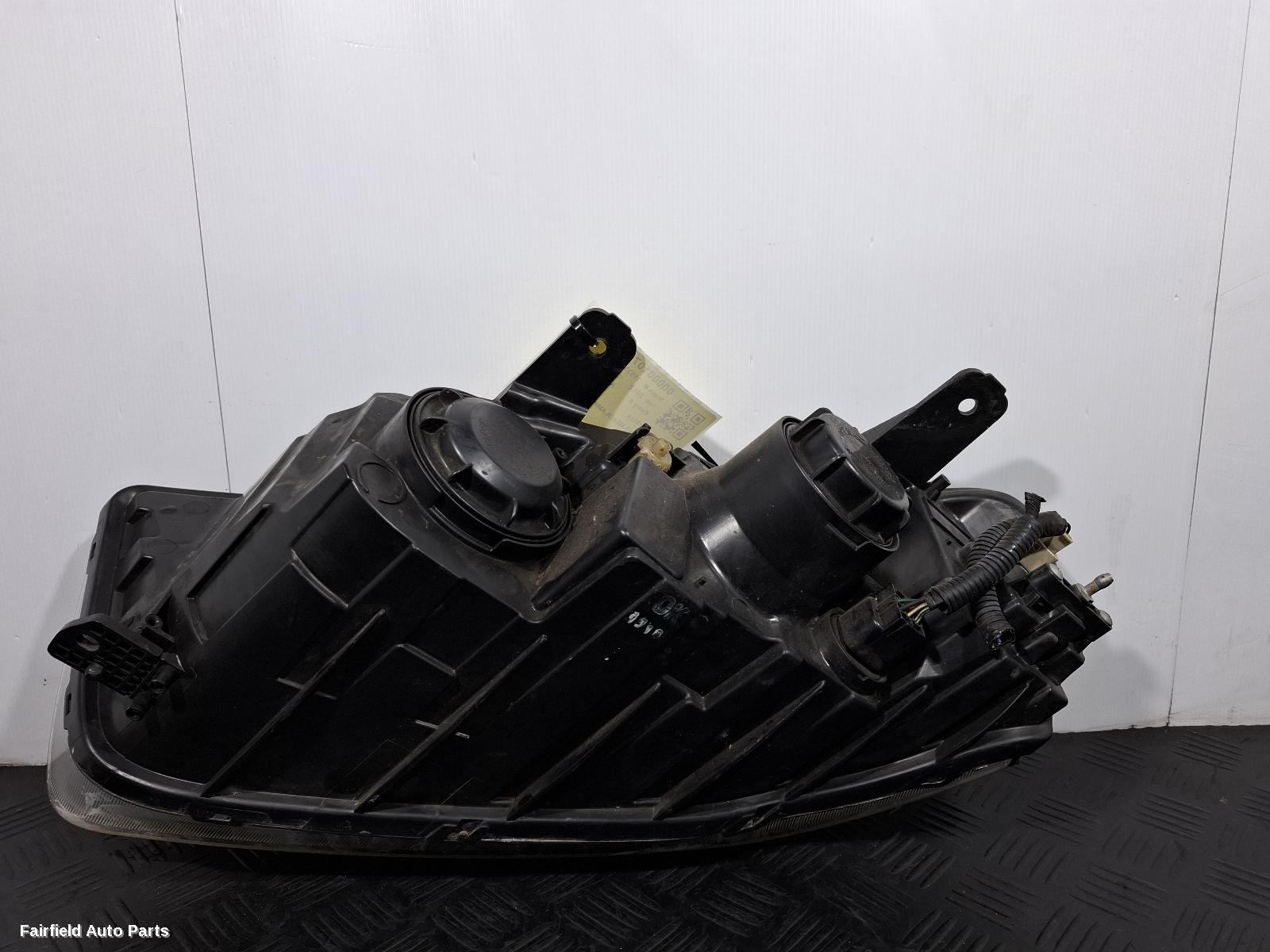 2011-2015 Holden Captiva Right Headlamp