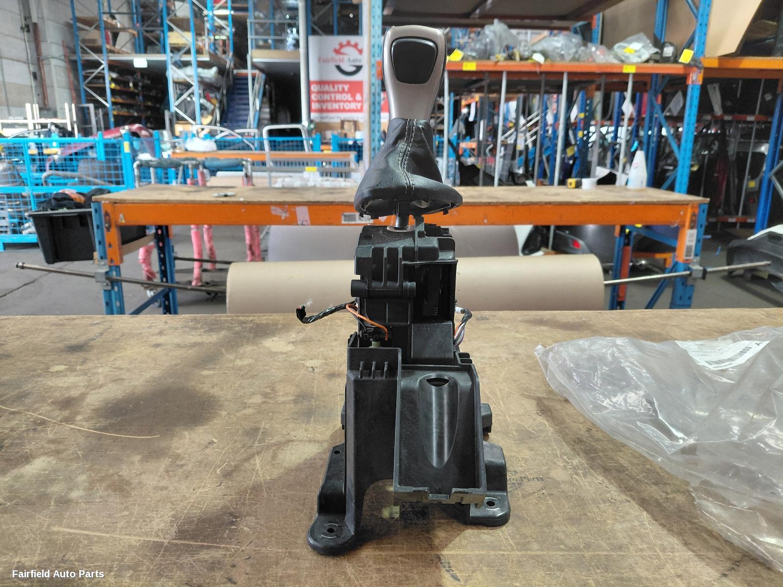 2014-2021 Jeep Cherokee Gear Stick Shifter