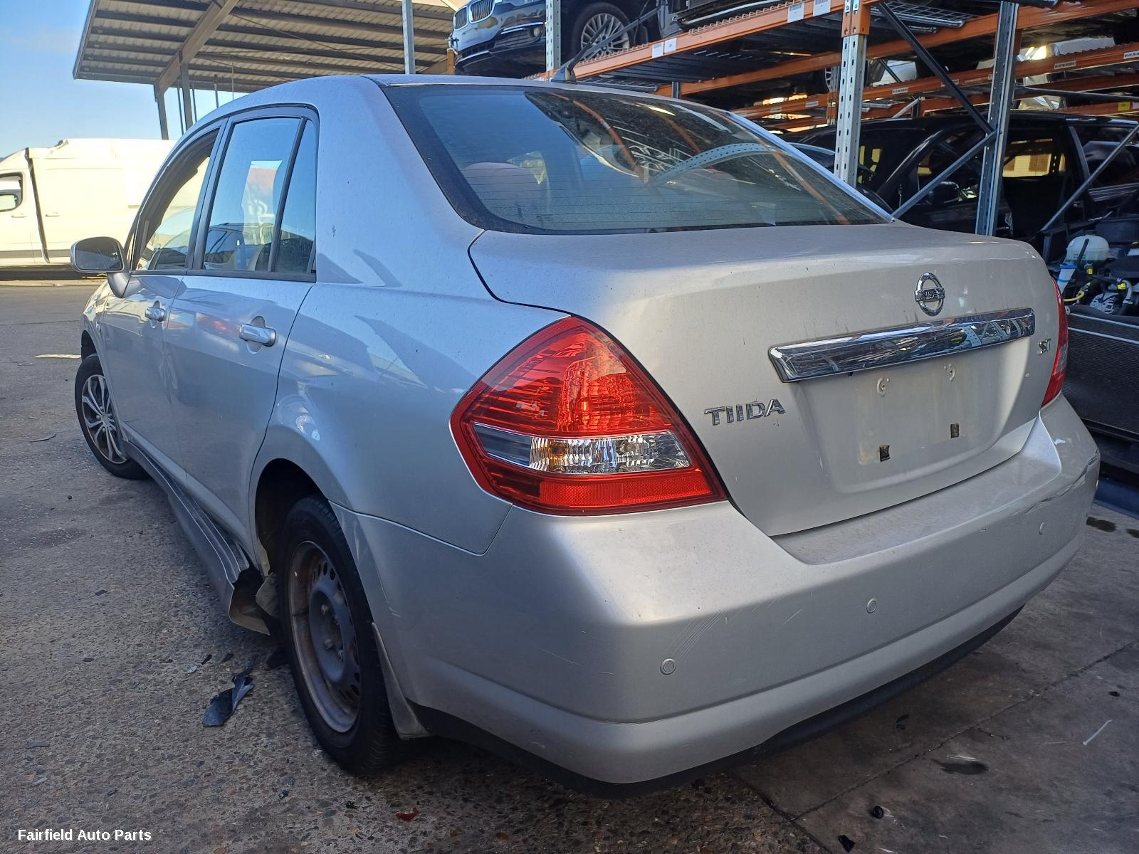 2004-2013 Nissan Tiida Fan