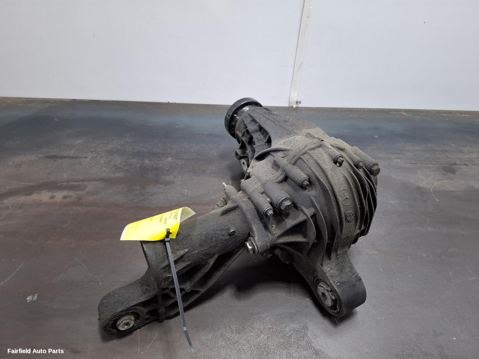 2006-2012 Mercedes Gl Class Differential Centre