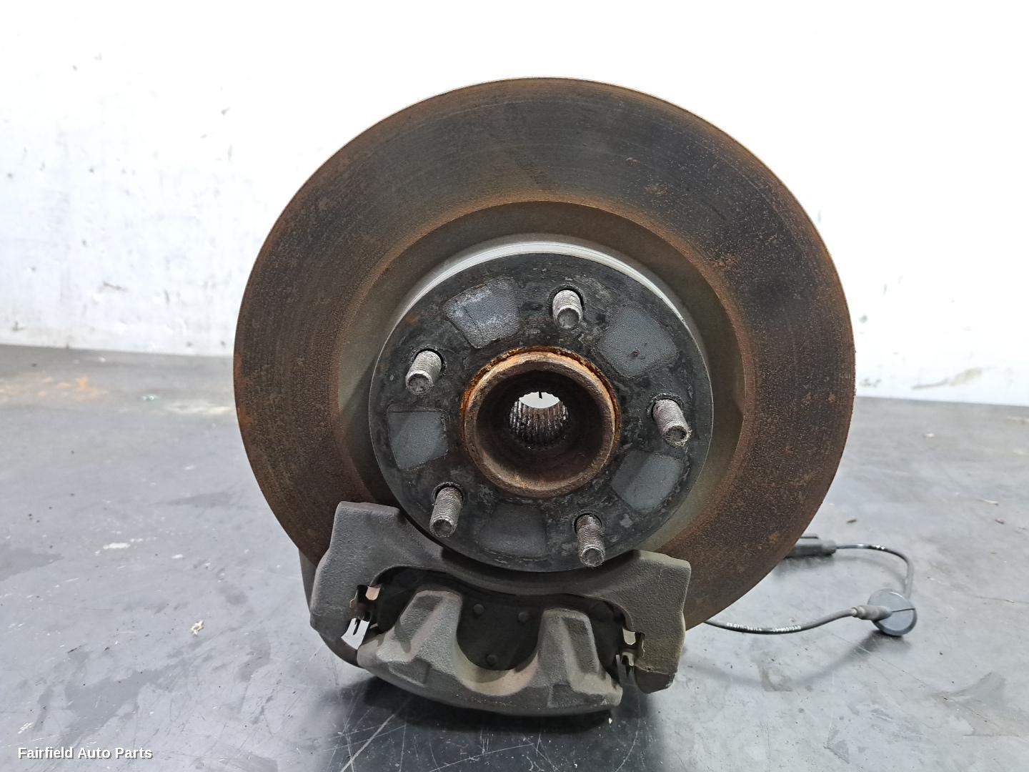 2011-2016 Jeep Compass Left Front Hub Assembly