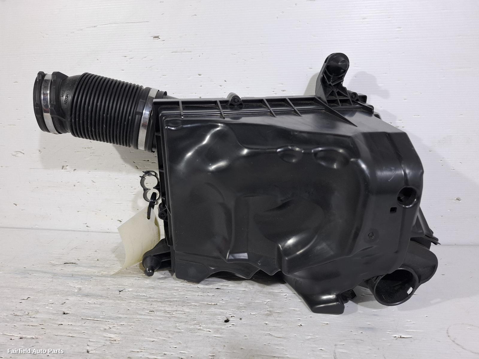 2021-2025 Volvo Xc60 Air Cleaner Box