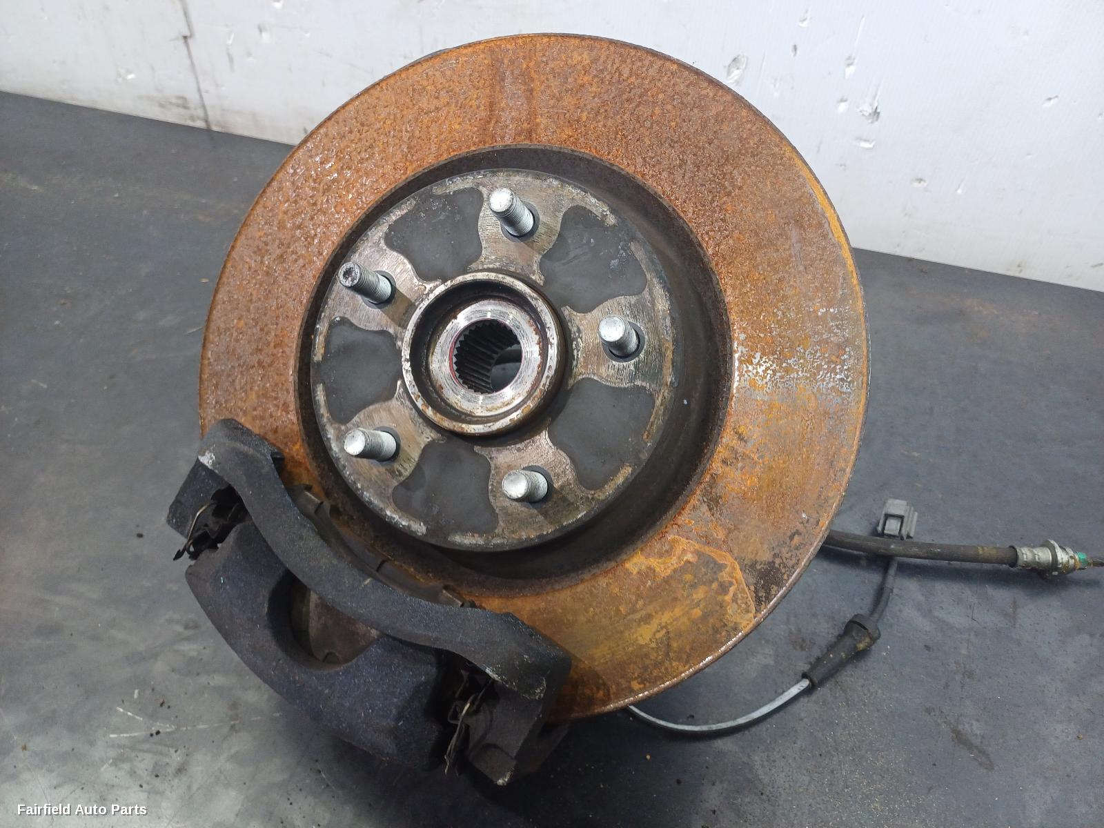2016-2026 Renault Kaleos Left Front Hub Assembly