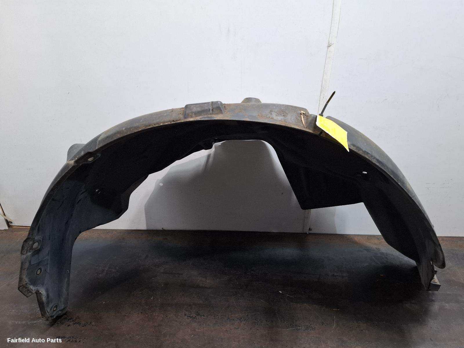 2005-2009 Land Rover Discovery Right Guard Liner