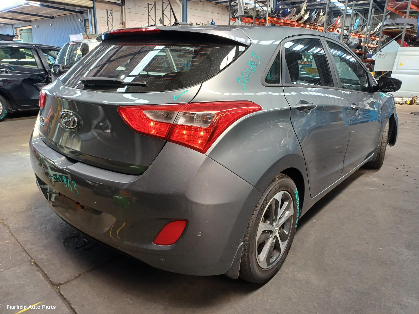 2012-2017 Hyundai I30 Left Front Window Reg Motor