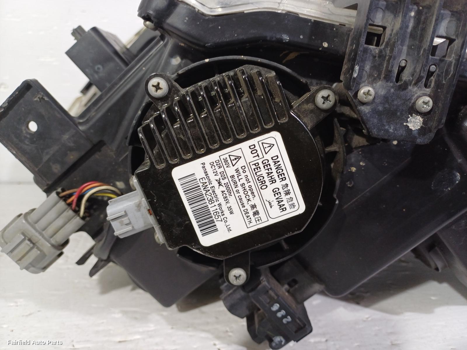 2010-2013 Nissan Elgrand Right Headlamp
