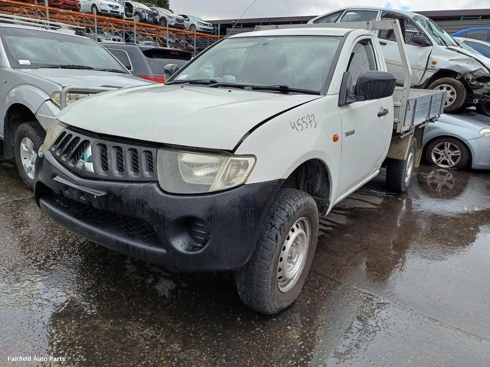 2006-2009 Mitsubishi Triton Door Boot Gate Lock