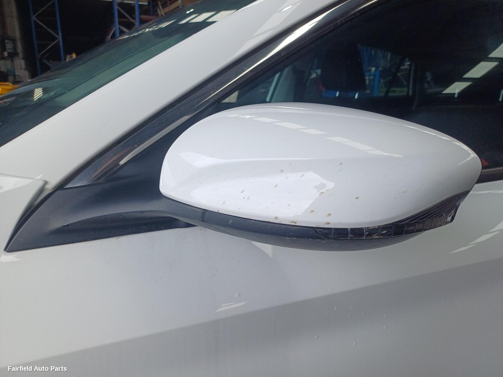 2023-2026 Mg Mg5 Left Front Door