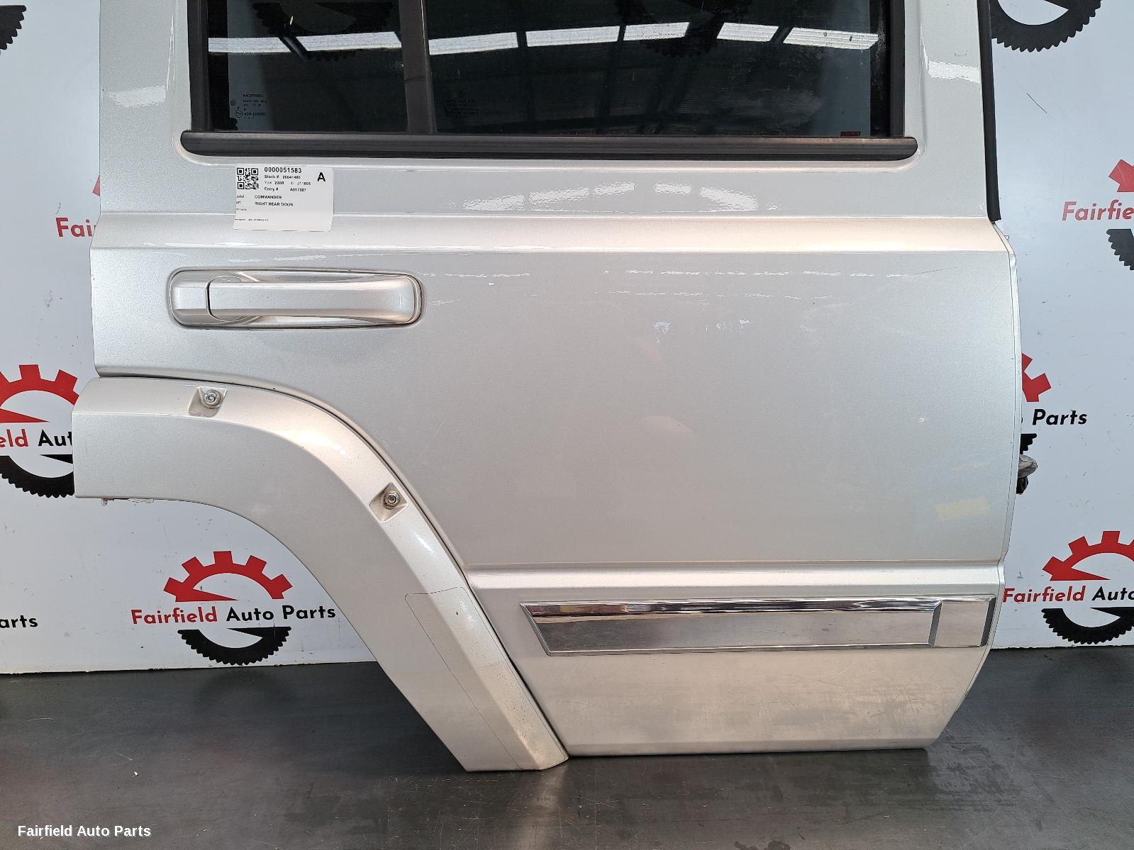 2006-2010 Jeep Commander Right Rear Door Sliding