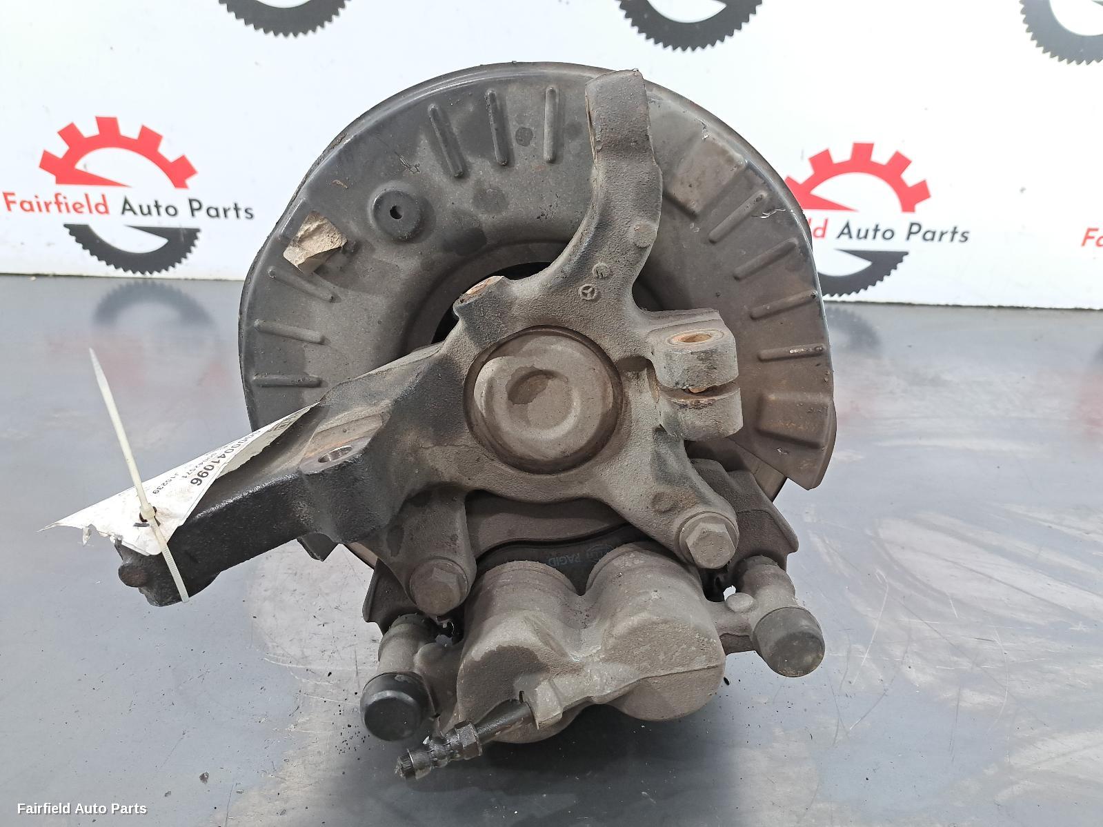 2011-2015 Mercedes Vito Left Front Hub Assembly