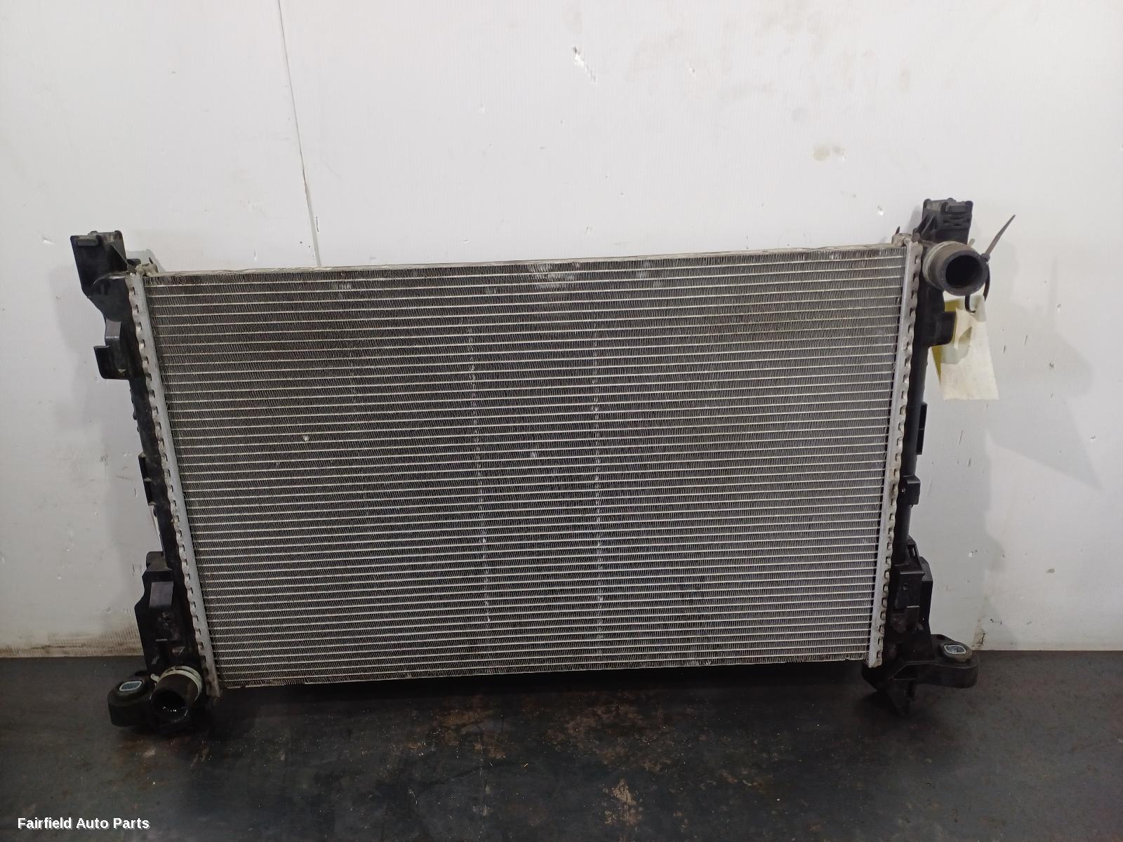 2015-2022 Renault Trafic Radiator